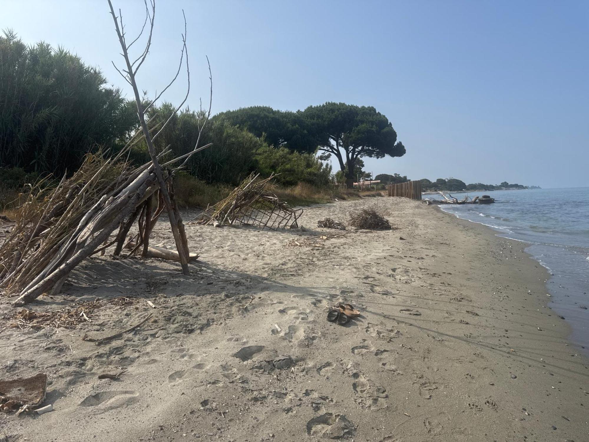 Résidence climatisé face à la mer Santa-Lucia-di-Moriani Esterno foto